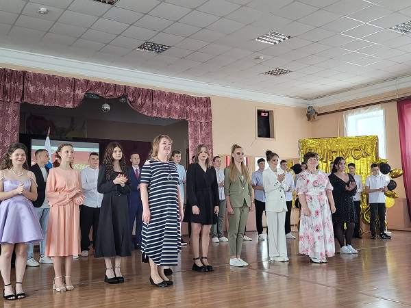 Выпускной в 9 классах.